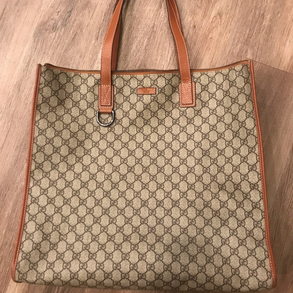 Gucci shoulder bag
